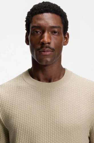 Knitted-structure sweater in cotton
