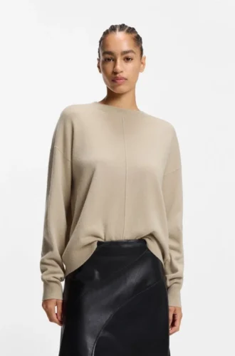 Knitted sweater in 100% cashmere