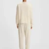 Knitted sweater in 100% cashmere