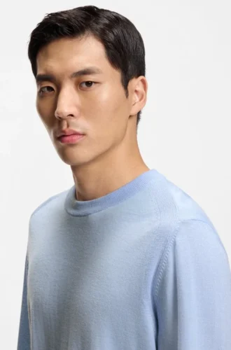 Knitted sweater in wool, silk, and cashmere