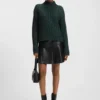 Knitted sweater with bold ribbed structure