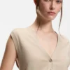Knitted vest with merino wool