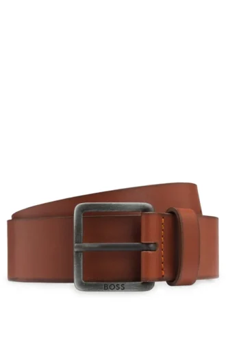 Leather belt with logo buckle