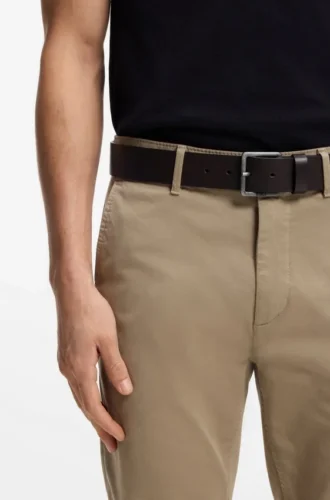 Leather belt with logo buckle