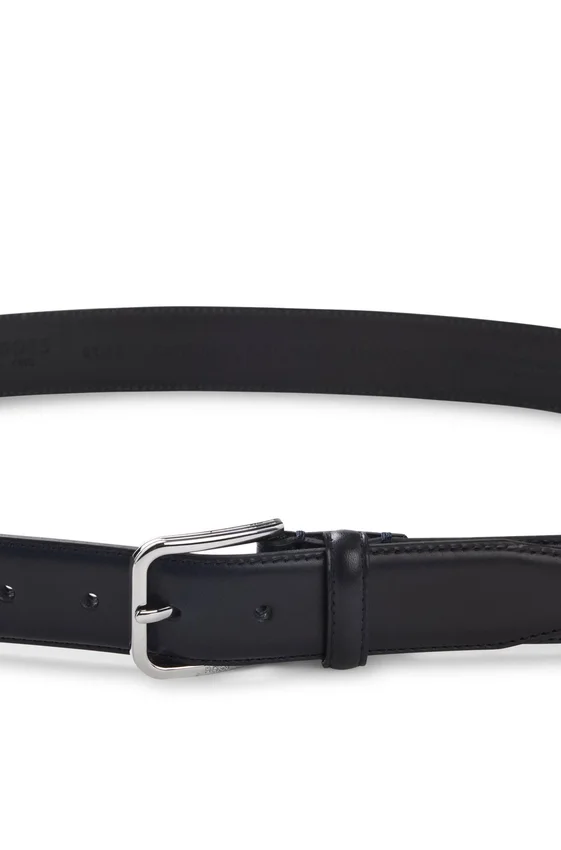 Leather business belt with polished silver buckle Leather business belt with polished silver buckle