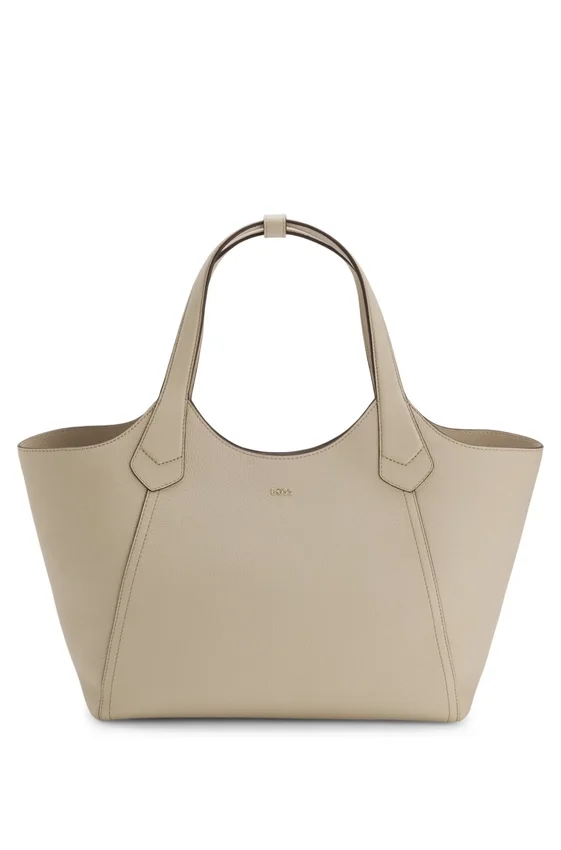 Leather tote bag with metallic logo lettering Leather tote bag with metallic logo lettering