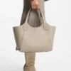 Leather tote bag with metallic logo lettering Leather tote bag with metallic logo lettering