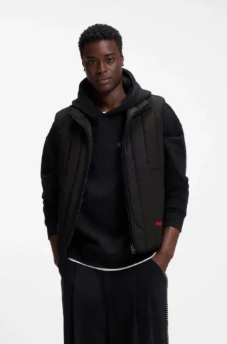Lightweight gilet with vertical quilting