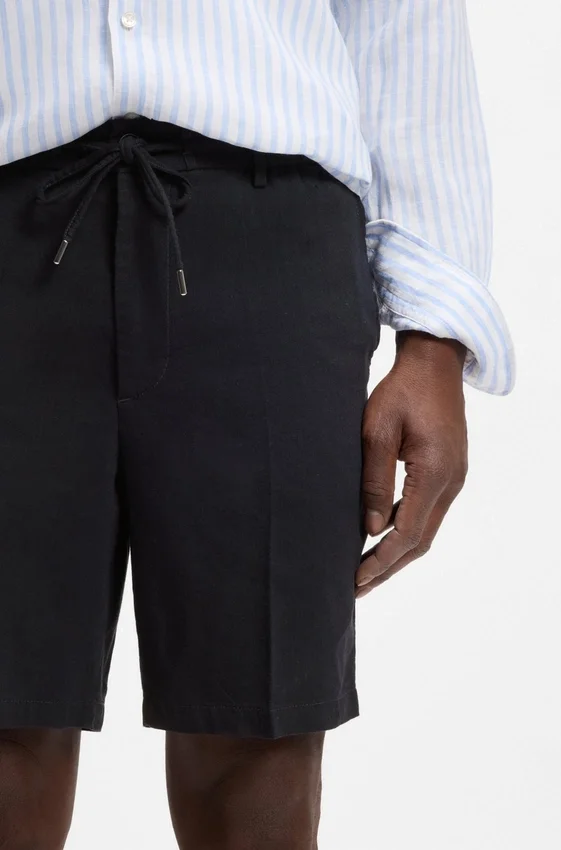 Linen-blend shorts in a modern fit Linen-blend shorts in a modern fit