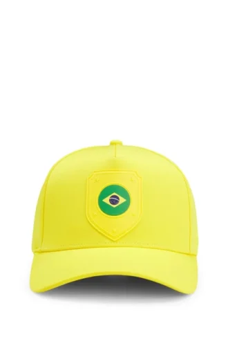 Logo cap in lustrous twill with country-flag badge Logo cap in lustrous twill with country-flag badge