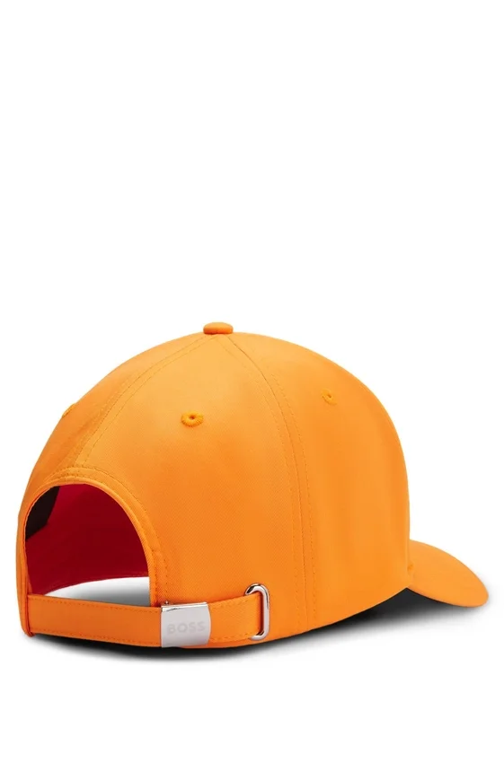 Logo cap in lustrous twill with country-flag badge Logo cap in lustrous twill with country-flag badge