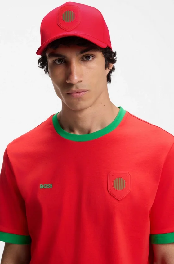 Logo cap in lustrous twill with country-flag badge Logo cap in lustrous twill with country-flag badge
