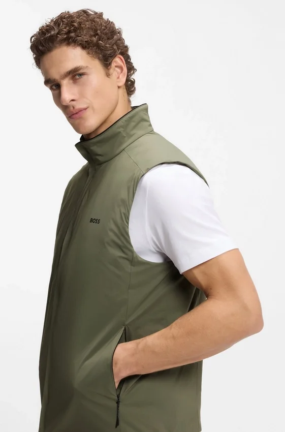 Logo-detail gilet with water-repellent finish Logo-detail gilet with water-repellent finish