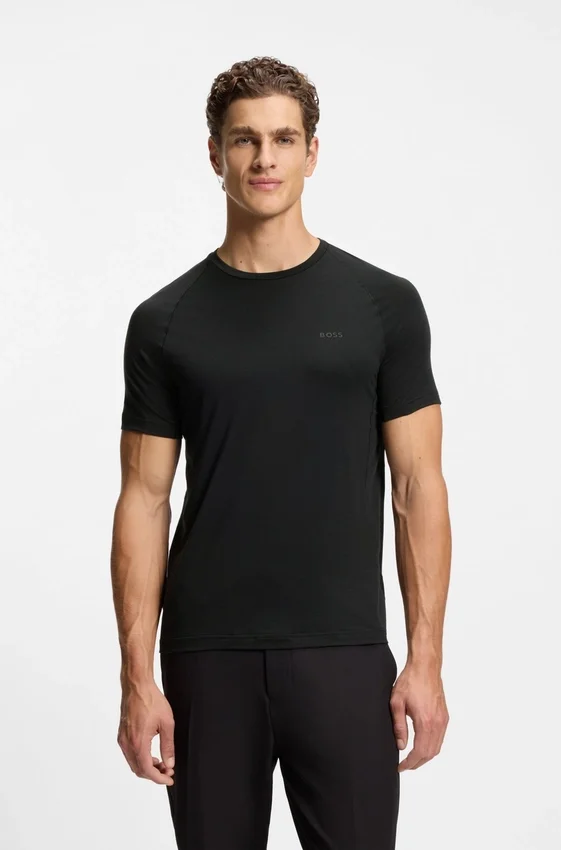 Logo-detail T-shirt in a slim fit Logo-detail T-shirt in a slim fit