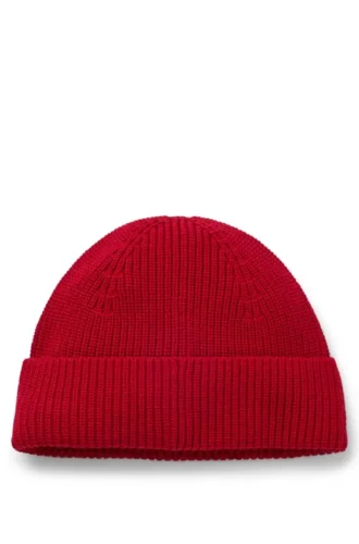Logo-label beanie hat in a wool blend Logo-label beanie hat in a wool blend