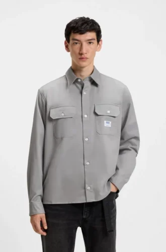 Logo-label shirt in cotton twill
