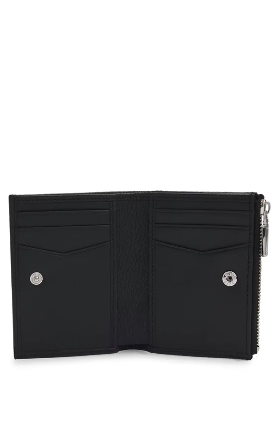 Logo-lettering wallet in grained leather Logo-lettering wallet in grained leather