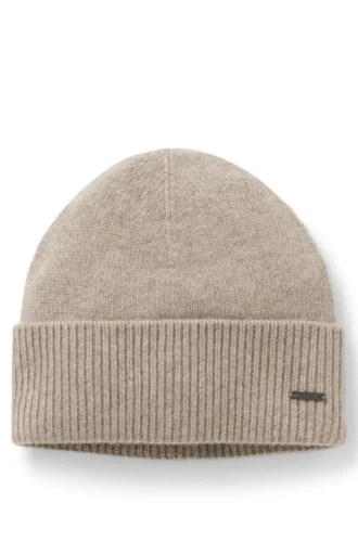 Logo-plaque beanie hat in cashmere