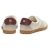 Low-top sneakers with suede trims