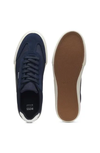 Low-top trainers with suede trims