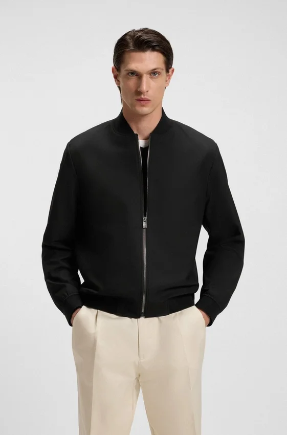Machine-washable slim-fit jacket in stretch fabric Machine-washable slim-fit jacket in stretch fabric