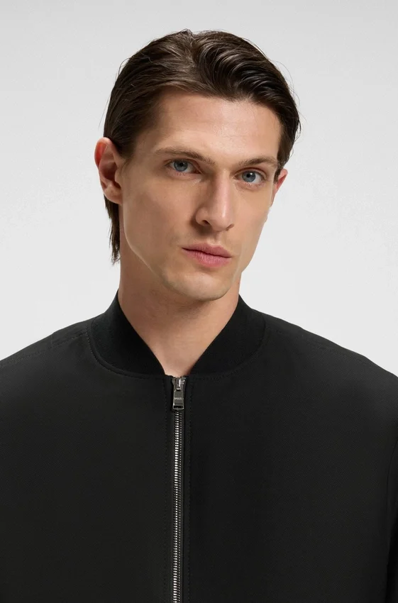 Machine-washable slim-fit jacket in stretch fabric Machine-washable slim-fit jacket in stretch fabric