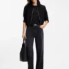 Mercerised-cotton T-shirt in a regular fit