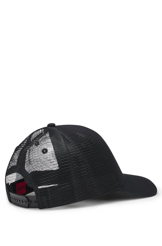 Mesh-panel cap in cotton twill Mesh-panel cap in cotton twill