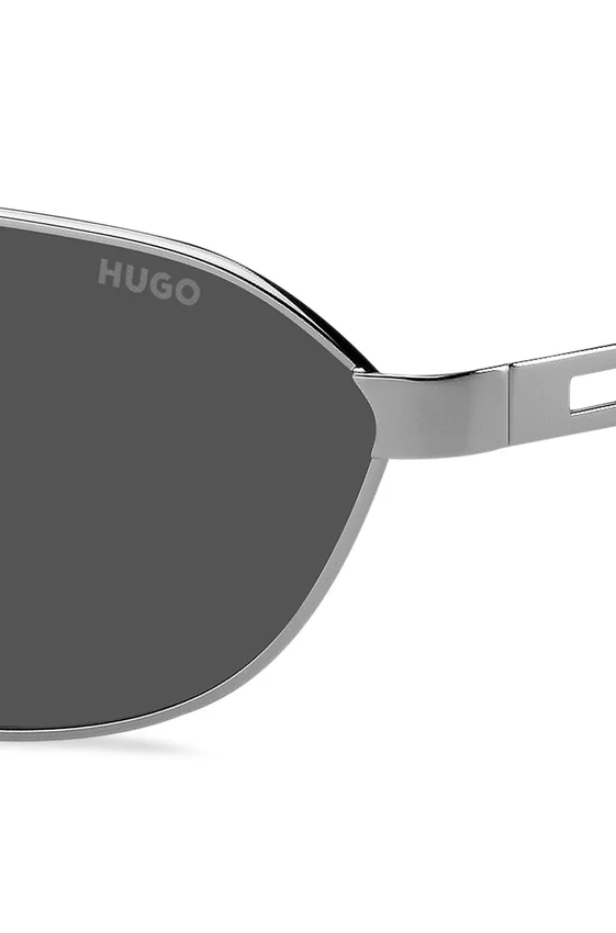 Metal sunglasses with cut-out logo Metal sunglasses with cut-out logo