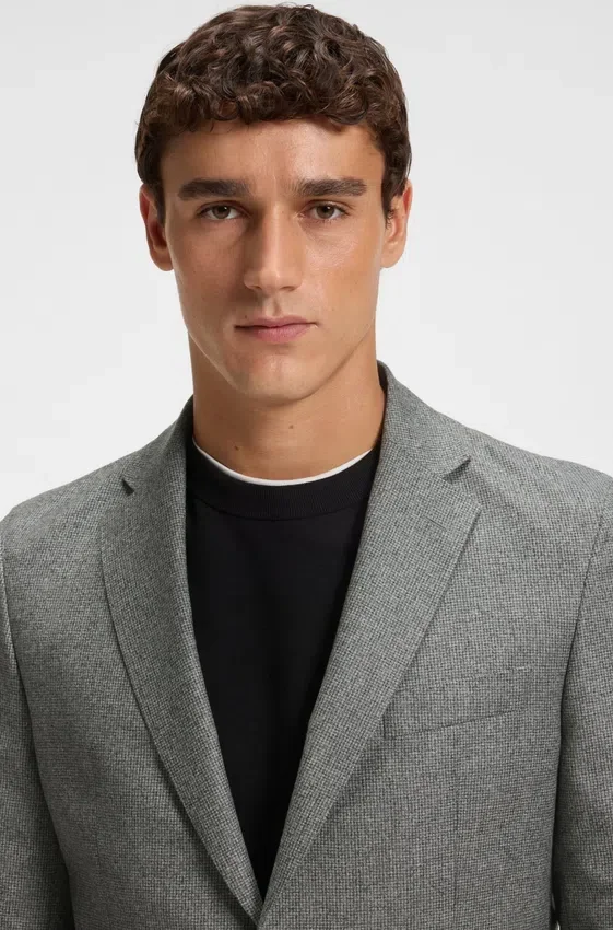 Micro-patterned slim-fit jacket in virgin wool Micro-patterned slim-fit jacket in virgin wool