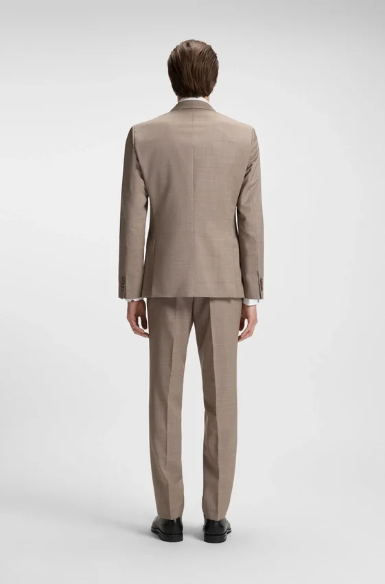 Micro-patterned two-piece slim-fit suit in virgin wool Micro-patterned two-piece slim-fit suit in virgin wool