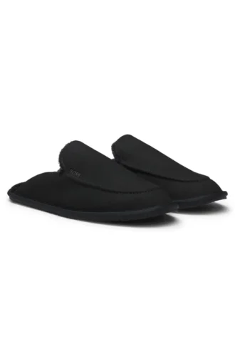 Microfibre slippers with fluffy lining