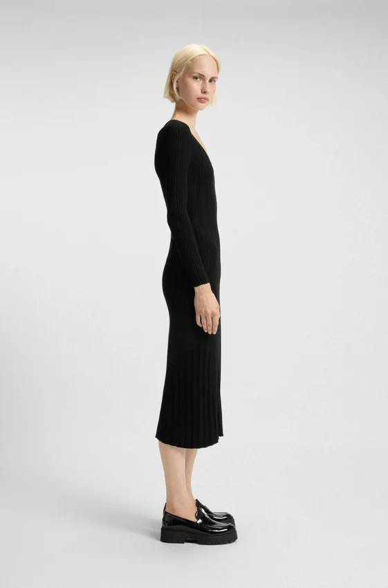 Midi dress with irregular rib Midi dress with irregular rib