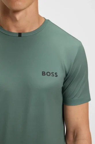 Odour-control slim-fit T-shirt in stretch piqué