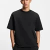 Overlock-stitch T-shirt in a relaxed fit