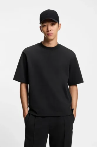 Overlock-stitch T-shirt in a relaxed fit