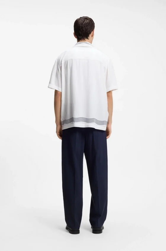 Oversized-fit printed shirt with camp collar Oversized-fit printed shirt with camp collar