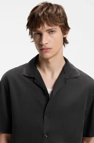 Oversized-fit shirt with camp collar