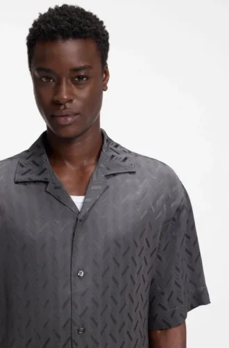 Oversized-fit shirt with jacquard pattern