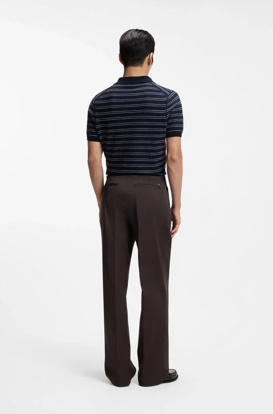Oversized-fit trousers in cotton and linen Oversized-fit trousers in cotton and linen