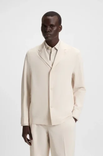 Packable relaxed-fit jacket in performance-stretch fabric