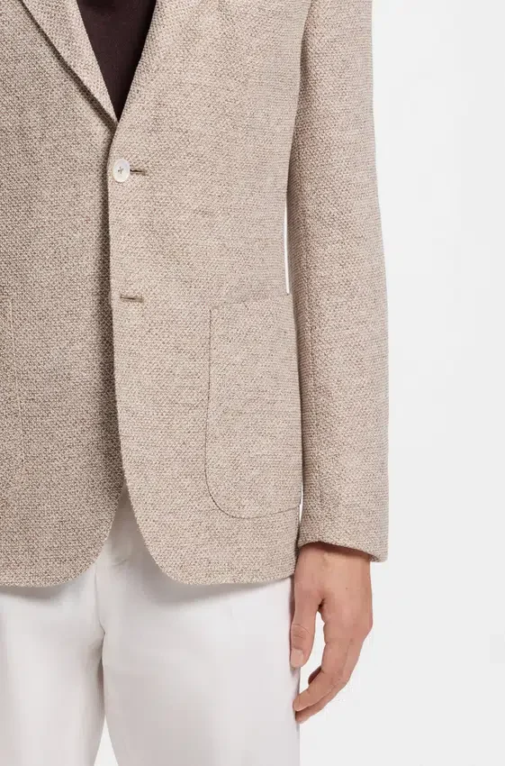 Patterned regular-fit jacket in a linen blend Patterned regular-fit jacket in a linen blend