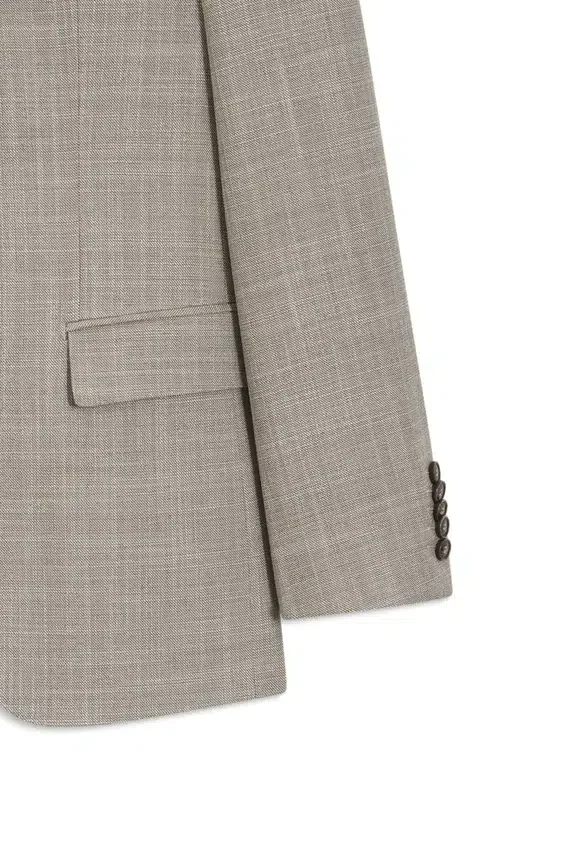 Patterned two-piece slim-fit suit in a wool-silk blend Patterned two-piece slim-fit suit in a wool-silk blend