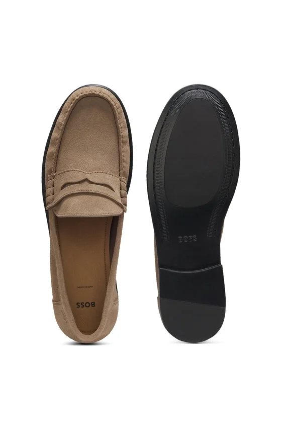 Penny-trim moccasins in suede Penny-trim moccasins in suede
