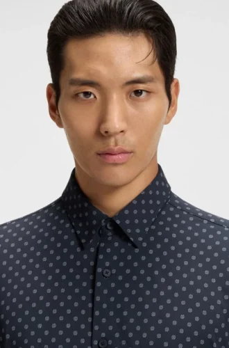 Performance-stretch slim-fit shirt in Italian fabric