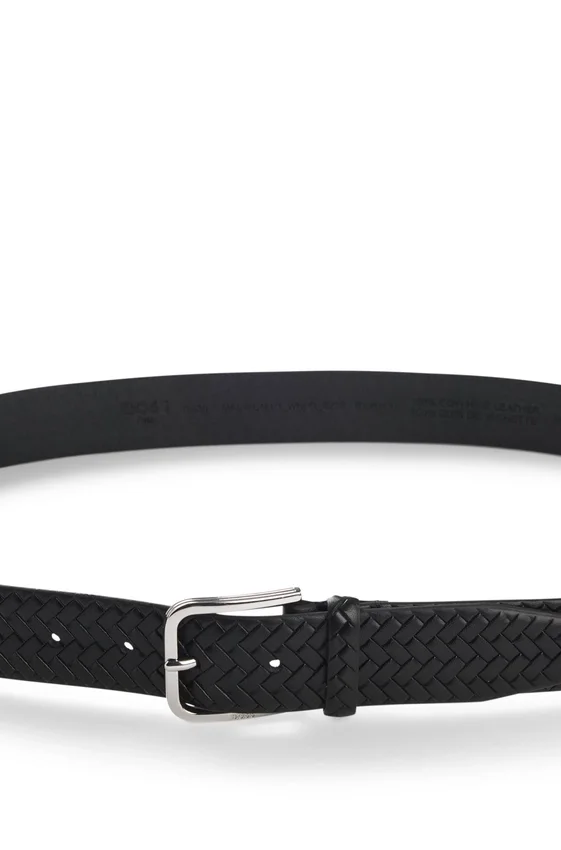 Pin-buckle belt in woven leather Pin-buckle belt in woven leather