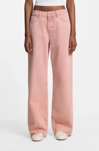 Pink loose-fit jeans in rigid denim