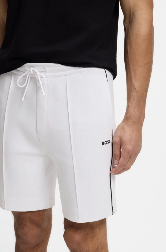 Piped-trim shorts in a cotton blend Piped-trim shorts in a cotton blend