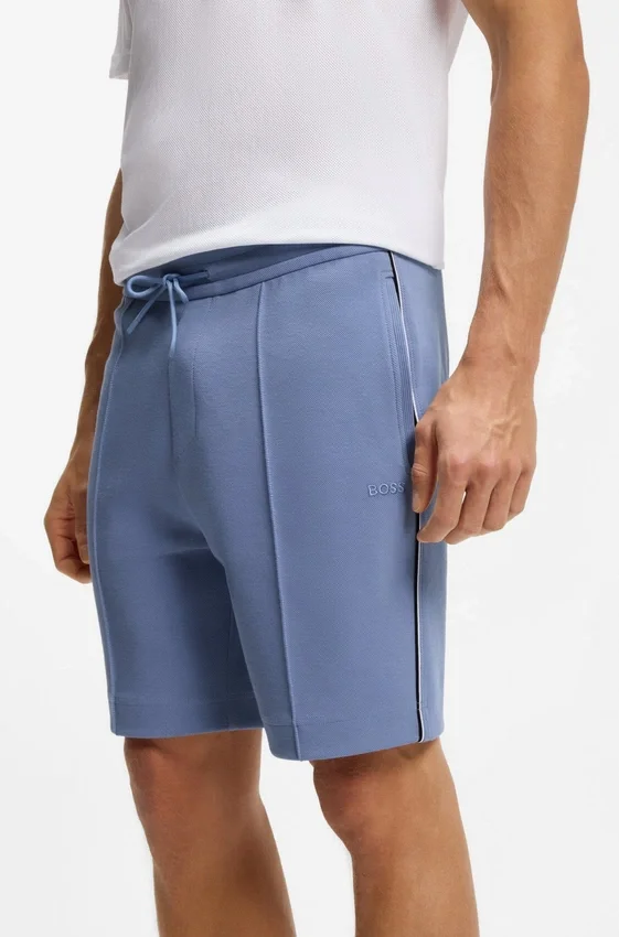 Piped-trim shorts in a cotton blend Piped-trim shorts in a cotton blend