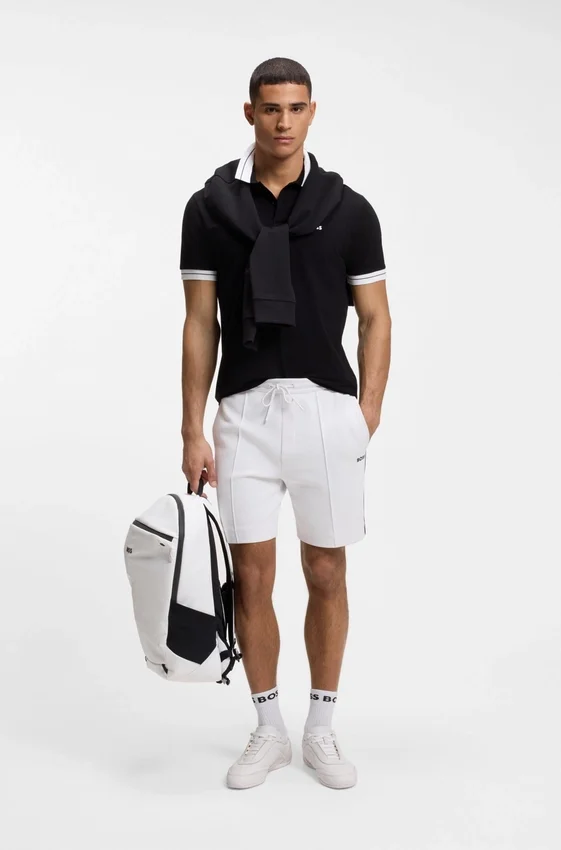 Piped-trim shorts in a cotton blend Piped-trim shorts in a cotton blend